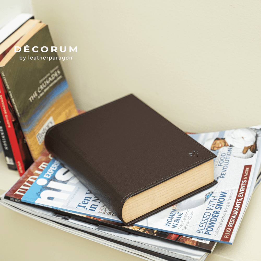 กล่องหนังเก็บของทรงหนังสือ Decorum 15x20x5.5 cm สีแทน_1